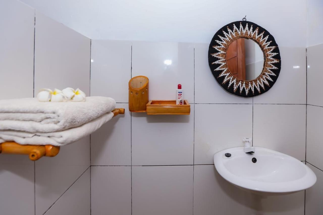 Апартаменти Radika House Гілі-Траванган Екстер'єр фото